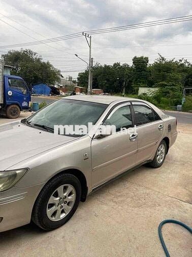 Toyota Camry 2.4G 2002 Vàng cát