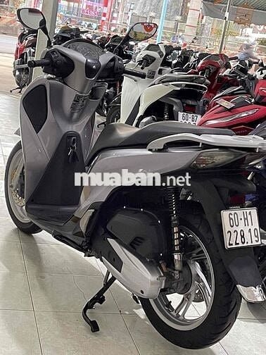Honda SH150 2019 Bạc Đen Nam
