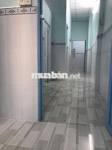 Nhà 1 lầu, 4m x 20m, 4PN, 2WC, MT nội bộ ( rộng 16m), khu Bình Phú 2