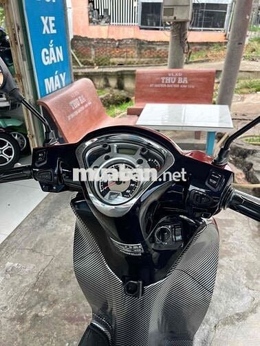 Honda SH Mode khoá Smakey (trả góp)