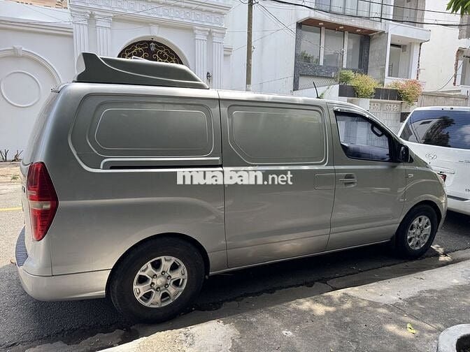 Hyundai Starex 2010 Tải van đông lạnh Ghi, Bạc