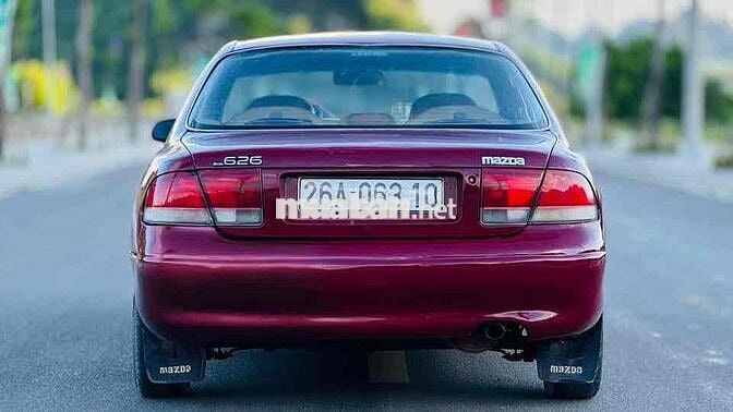 Mazda 626 Đỏ Xăng máy ngon điều hoà mát