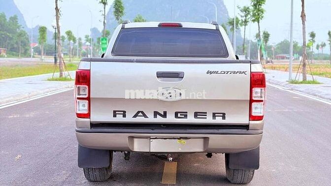 Ford Ranger Vàng Cát 2015 4x2 AT
