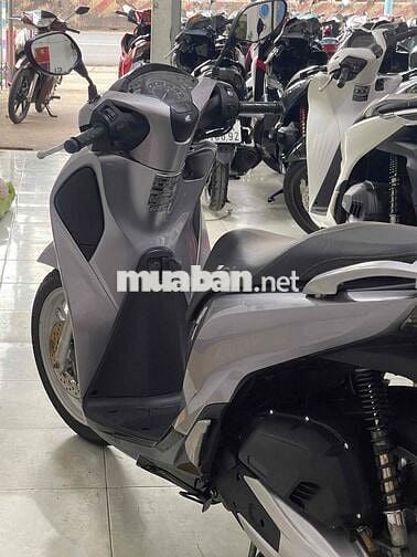Honda SH150 2019 Bạc Đen Nam