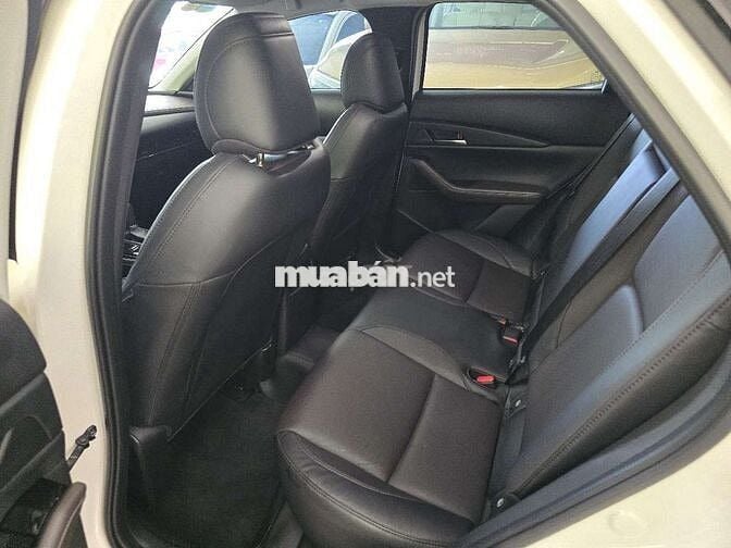 Mazda CX30 Luxury dky 2025 chạy 18.000 km