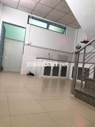 Nhà 1 lầu, 4m x 20m, 4PN, 2WC, MT nội bộ ( rộng 16m), khu Bình Phú 2