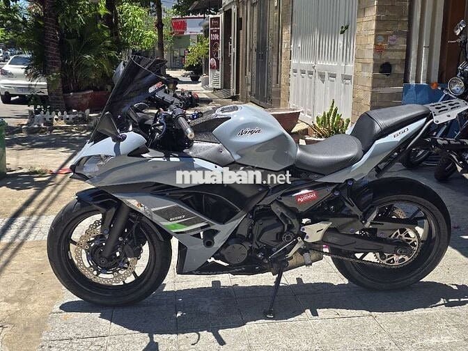Kawasaki Ninja 650cc,Xe Full FFP đồ chơi nhiều