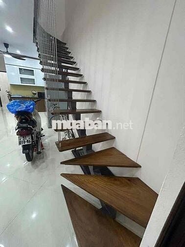 Cho thuê nhà Gia Quất, 65m, 2pn. Nhà mới, full đồ