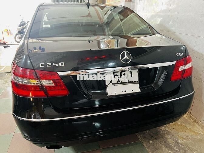 Mercedes-Benz E250 2010 Đen 66,000 km