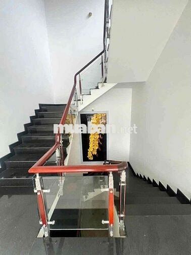 Cho Thuê Biệt Thự 6Phòng Ngủ KDC Hiệp Thành 3 Gần Trường Việt Anh