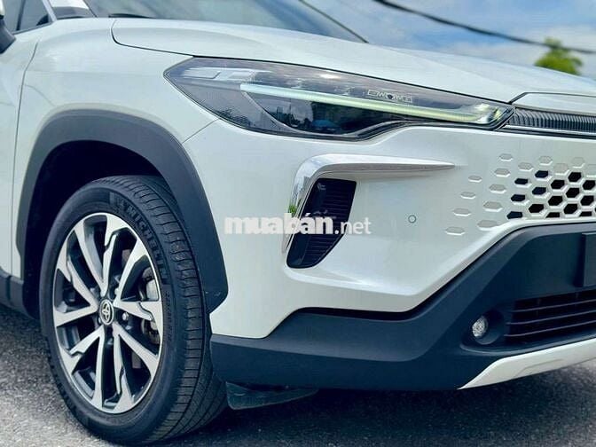 Toyota Cross 1.8V 2024 1 vạn km Trắng