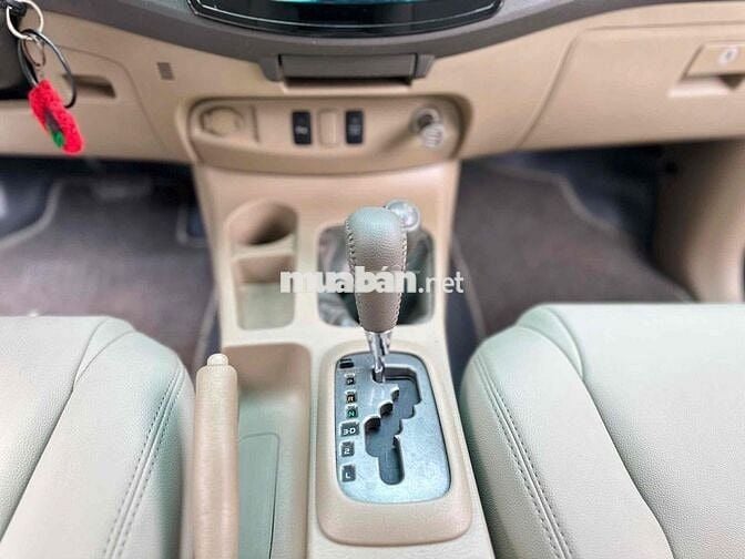 Toyota Fortuner V 4x4 AT 2010