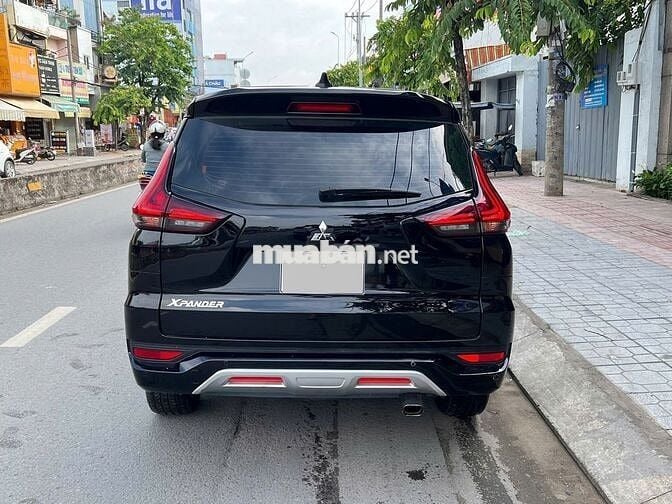 Mitsubishi Xpander AT 2021 màu đen cọp
