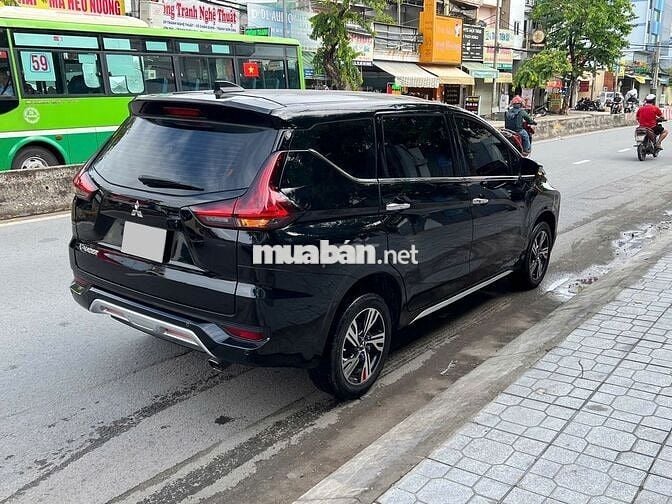 Mitsubishi Xpander AT 2021 màu đen cọp
