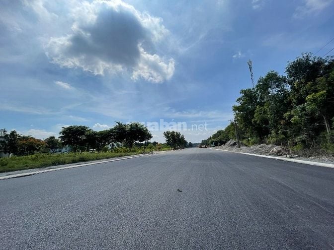 Chủ cần bán gửi gấp lô đất MT Thống Nhất 100m2,300m2 khu Bình Nguyên