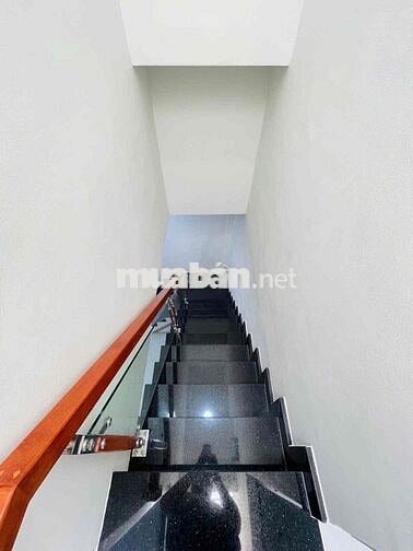 CHỈ: 4 Tỷ 450   – HXH NGUYỄN KHUYỄN, BÌNH THẠNH 📐 Diện tích: 28m² (4m