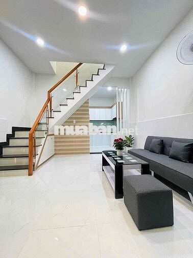 CHỈ: 4 Tỷ 450   – HXH NGUYỄN KHUYỄN, BÌNH THẠNH 📐 Diện tích: 28m² (4m