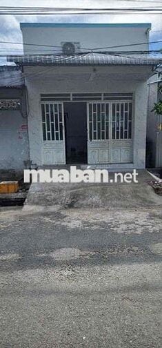 Cho thuê nhà nguyên căn 81m2 tại Long Xuyên, An Giang, chỉ 4 triệu