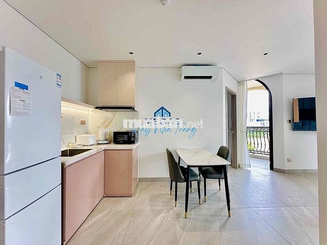 CHO THUÊ CĂN HỘ DỊCH VỤ 2 PN CAO CẤP - KĐT HÀ QUANG 2- Có 3 Ban Công