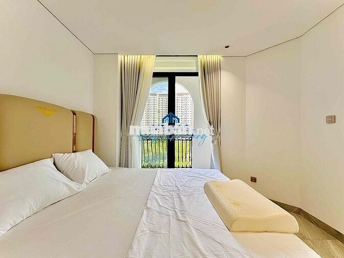 CHO THUÊ CĂN HỘ DỊCH VỤ 2 PN CAO CẤP - KĐT HÀ QUANG 2- Có 3 Ban Công