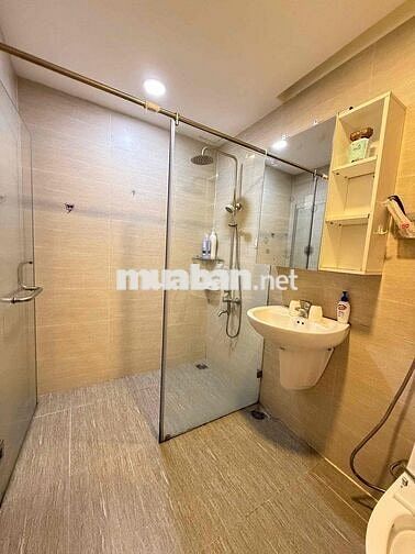 Cho thuê căn hộ Sunrise CityView Q7 Lh :