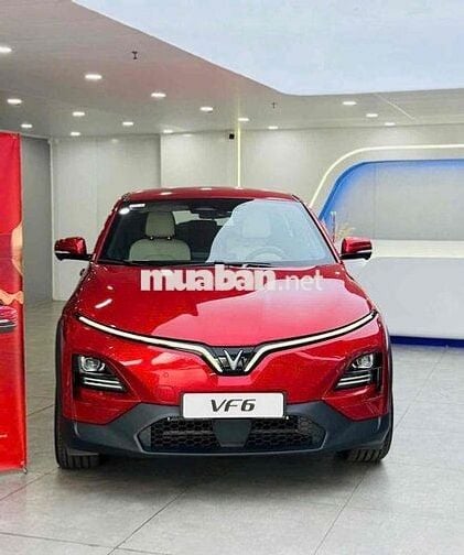 Bán VinFast VF6 Eco Trắng mới 100% Tặng TM +PK