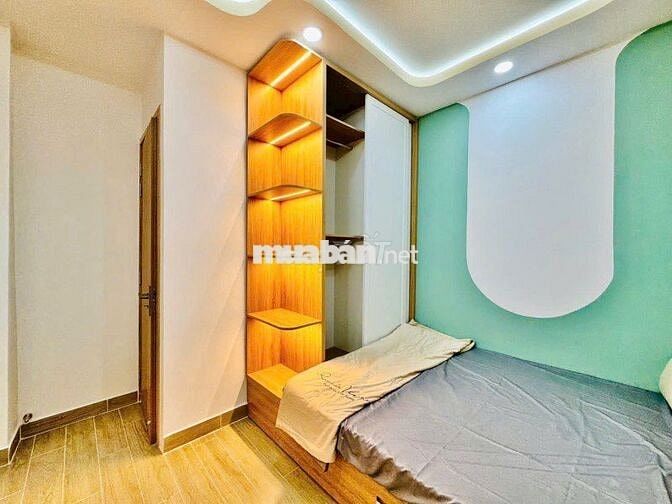TRUNG TÂM PHÚ NHUẬN - NHÀ ĐẸP FULL NỘI THẤT 3 TẦNG 31M2 4 PN HẺM 3M