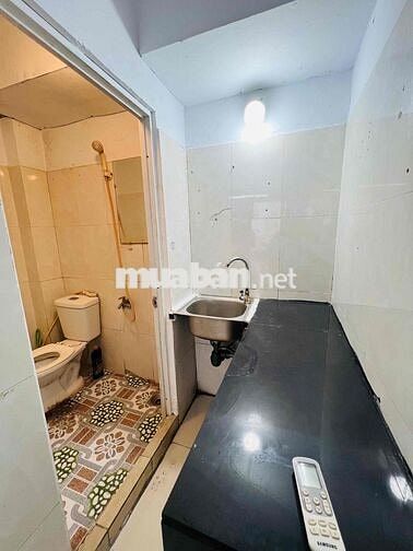 CHO THUÊ STUDIO MÁY LẠNH, LẦU TRỆT, TIỆN ĐI QUẬN 1, 3, BÌNH THẠNH