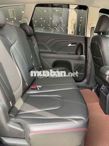 Hyundai Stargazer Cao cấp 7 chỗ Trắng