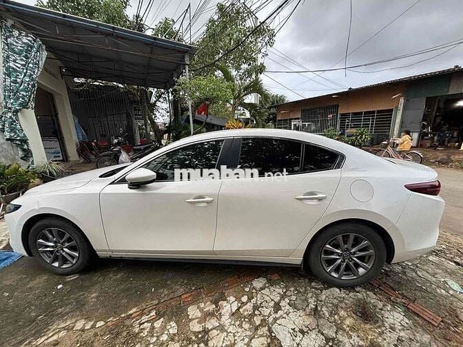Mazda 3 Delux 2022 Trắng