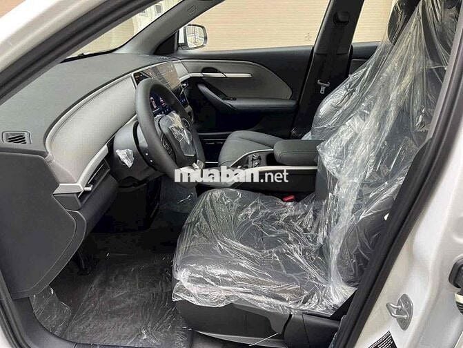 Bán VinFast VF6 Eco Trắng mới 100% Tặng TM +PK