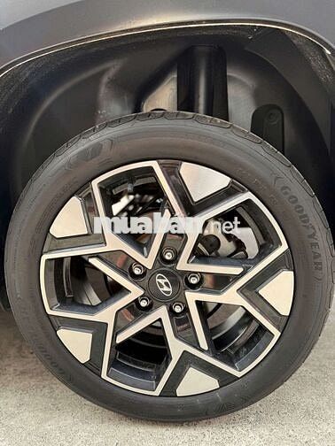 Hyundai Stargazer Cao cấp 7 chỗ Trắng
