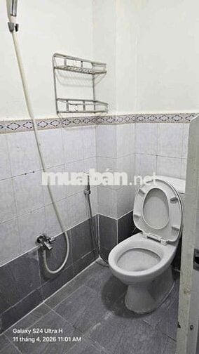 NHÀ HẺM XE TẢI THÔNG ĐƯỜNG PHẠM VĂN BẠCH (4x12M) CÓ ĐIỆN MẶT TRỜI