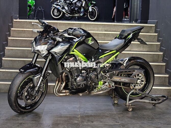 Kawasaki Z900 ABS Xám 5000km