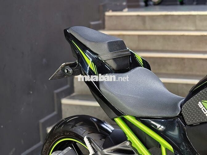 Kawasaki Z900 ABS Xám 5000km