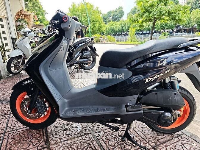 Honda Dylan 150cc Đen Smartkey