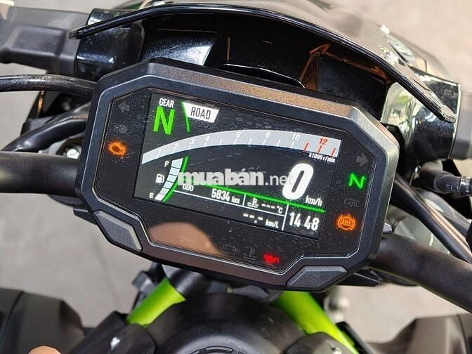 Kawasaki Z900 ABS Xám 5000km