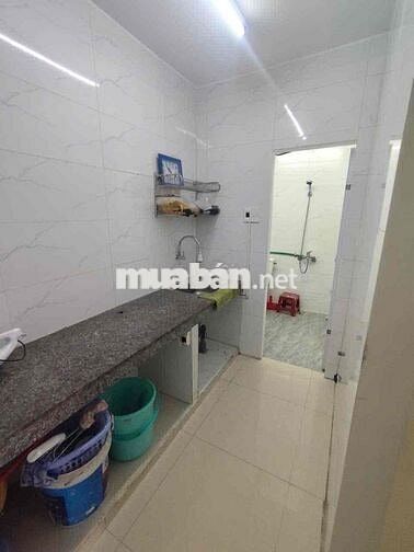 cho thuê nhà gác đúc mặt tiền 2/9