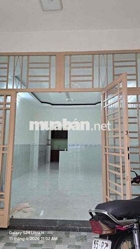NHÀ HẺM XE TẢI THÔNG ĐƯỜNG PHẠM VĂN BẠCH (4x12M) CÓ ĐIỆN MẶT TRỜI