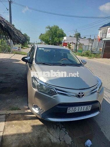Toyota Vios Vàng cát 300.000 km