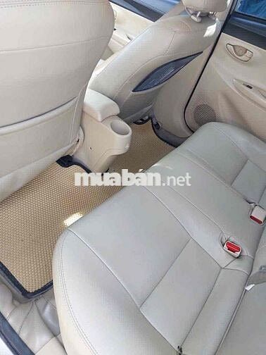 Toyota Vios Vàng cát 300.000 km