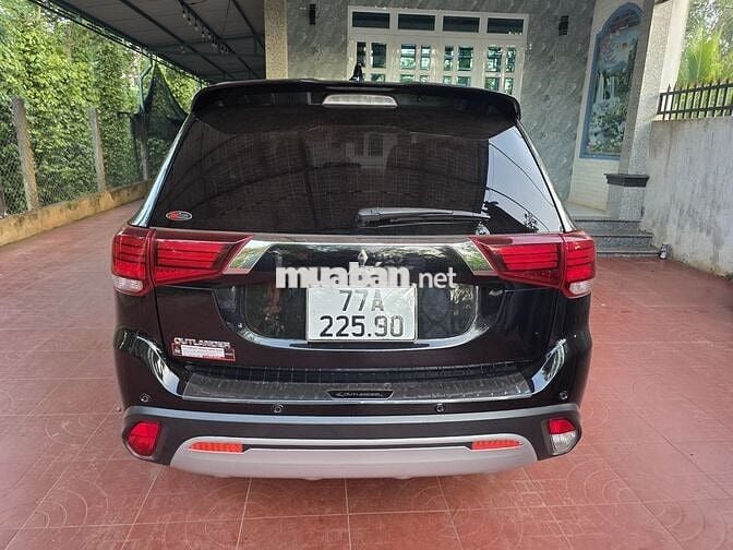 Mitsubishi Outlander 2021 Đen 71000 km
