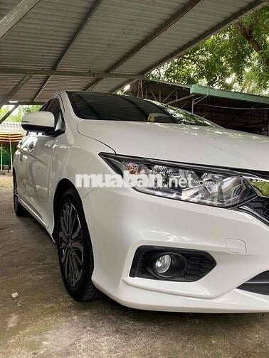 Honda City Tự động màu Trắng