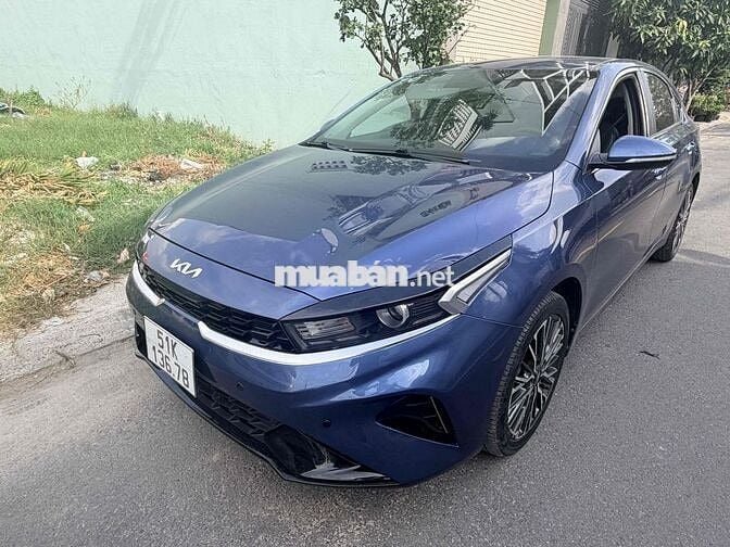 Kia K3 Luxury Xanh 24.000km