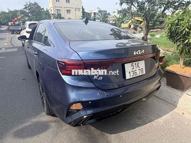 Kia K3 Luxury Xanh 24.000km