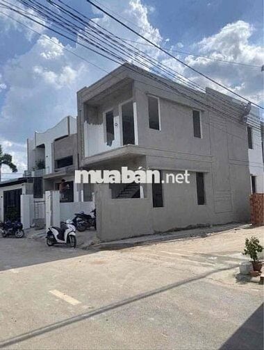 NHÀ GÓC 2 MẶT TIỀN GẦN NGÃ 4 TÂN TRIỀU