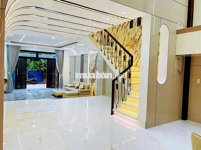 CĂN NHÀ ĐẸP FULL NỘI THẤT SỔ RIÊNG GẦN CHỢ ĐẦU MỐI HM
