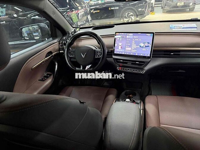 VinFast VF6 Plus Xám xe zin sạc không giới hạn
