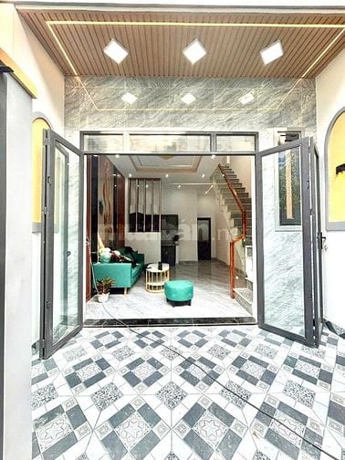 Chạy Thận Bán Gấp Nhà Lầu Mới Xây 4x11 Chỉ 525 Triệu