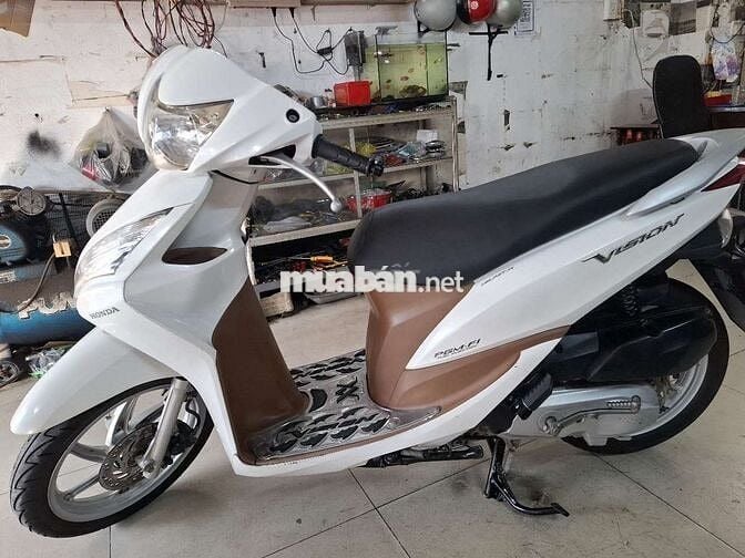 Honda Vision Trắng